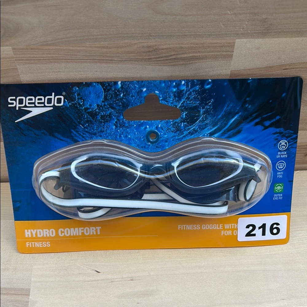 Speedo Hydro Comfort Fitness Swim Goggles Black White Anti Fog UV Protection NEW